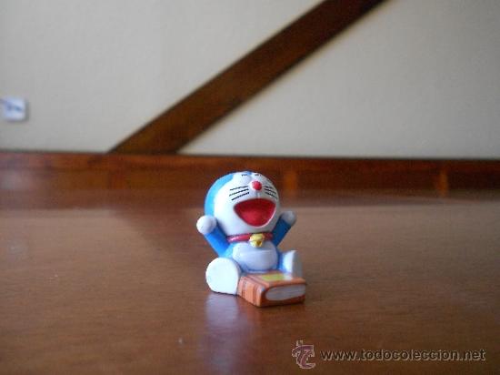 Figuras de goma Kinder: PERSONAJE KINDER DE DORAEMON - Foto 1