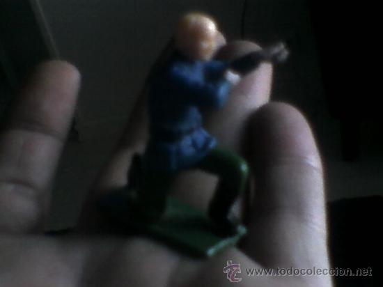 Figuras de Goma y PVC: figura mu&ntilde;eco Guisval goma  y metal  pintado a mano