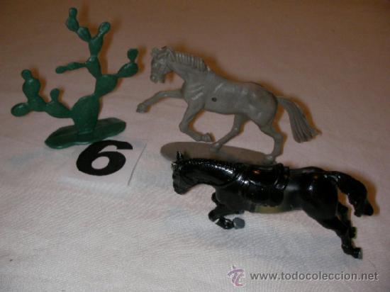 Figuras de Goma y PVC: LOTE DE CABALLOS Y CACTUS - ENVIO GRATIS A ESPA&Ntilde;A