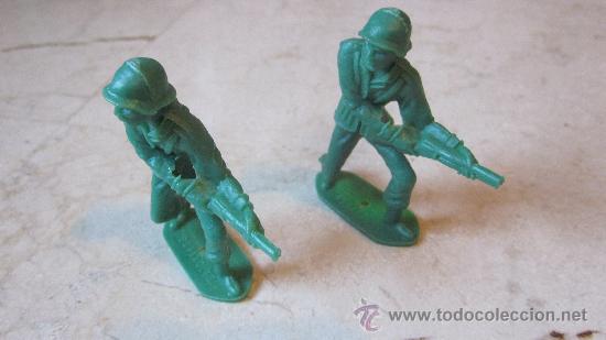 Figuras de goma y PVC: DOS SOLDADOS COMANSI ESPA&Ntilde;OLES - Foto 1