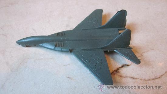 Figuras de goma y PVC: AVION GUERRA - Foto 1