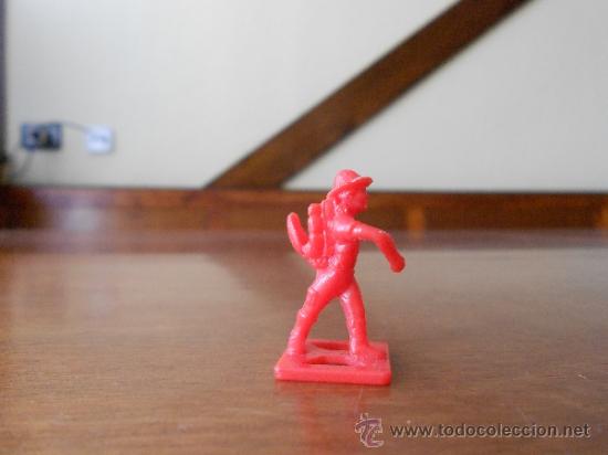 Figuras de goma Kinder: FIGURA EXPLORADOR KINDER? - Foto 3