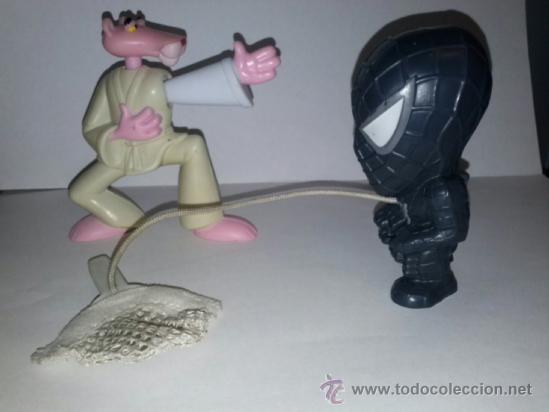 Figuras de goma y PVC: Pantera Rosa karateca y Spiderman - Foto 1