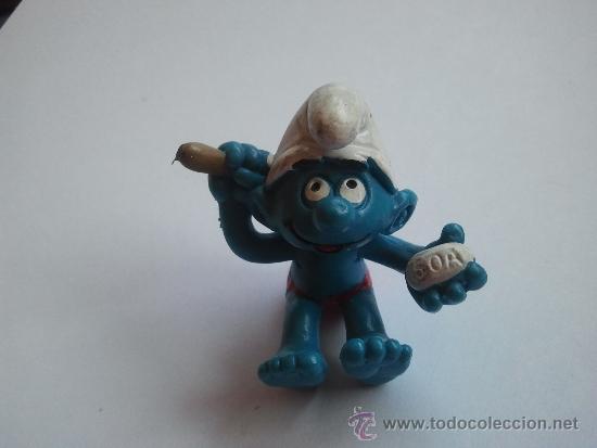 Figuras de Goma y PVC: pitufo antiguo peyo    se esta lavando