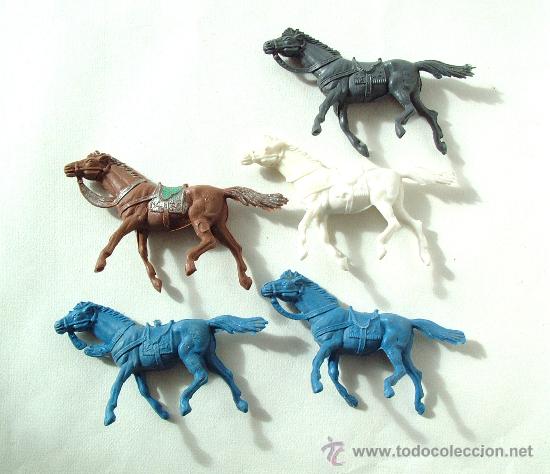 Figuras de goma y PVC: comansi cinco caballos vaqueros ref. z-14- - Foto 1