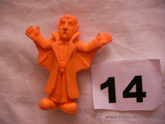 Figuras de goma y PVC: VAMPIRO - ENVIO GRATIS A ESPA&Ntilde;A - Foto 1