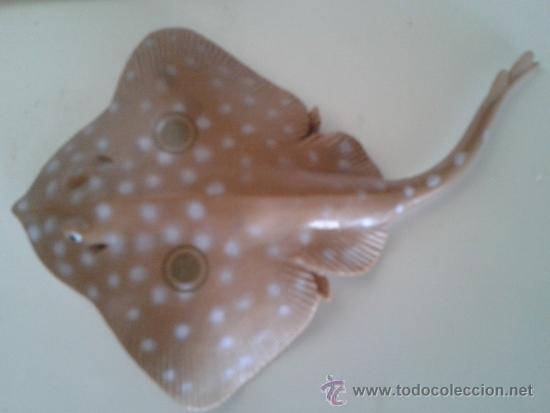 Figuras de goma y PVC: RAYA - Foto 1