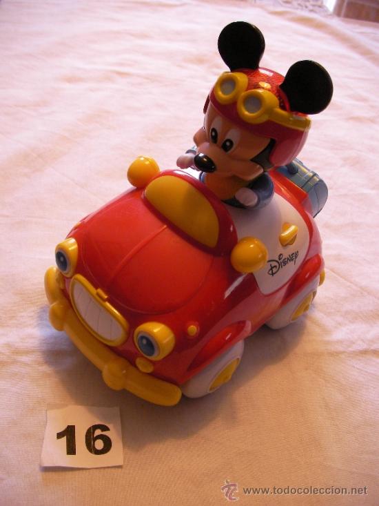 Figuras de goma y PVC: MICKEY EN SU COCHE CLASICO - Foto 1