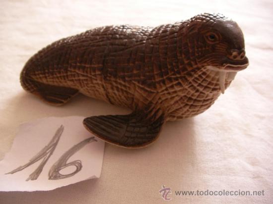 Rubber and PVC Figures: FOCA TAMA&Ntilde;O MEDIO