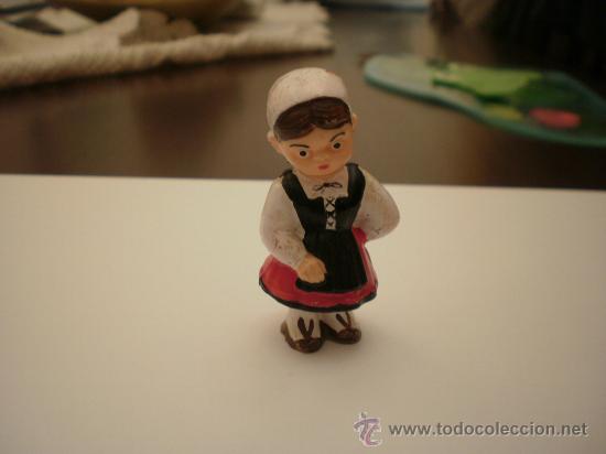 Figuras de Goma y PVC: MADE IN SPAIN A&Ntilde;OS 60 FIGURA DE PLASTICO EN TRAJE REGIONAL FABRICADO EN ESPA&Ntilde;A