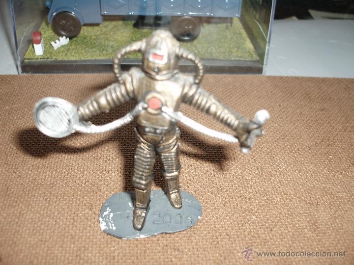 Figuras de goma y PVC: ROBOT 2000 SERIE OVNI COMANSI - Foto 1