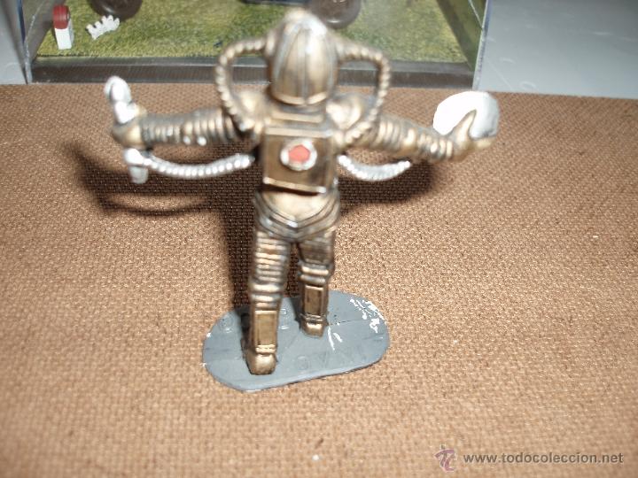 Figuras de goma y PVC: ROBOT 2000 SERIE OVNI COMANSI - Foto 2