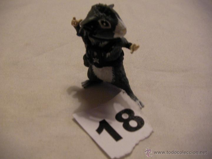 Figuras de goma y PVC: FIGURA DE RATA ESPIA - Foto 1