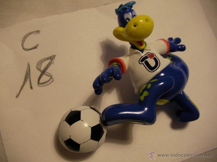 Rubber and PVC Figures: DINO FUTBOLISTA - ENVIO GRATIS A ESPA&Ntilde;A