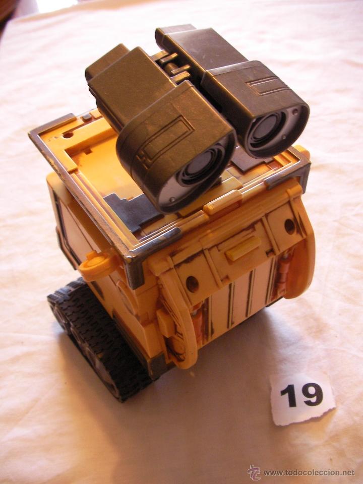 Figuras de goma y PVC: --- ROBOT WALL-E --- - Foto 1