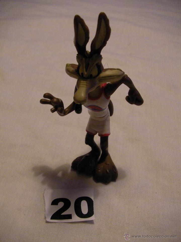 Figuras de goma y PVC: COYOTE - Foto 1