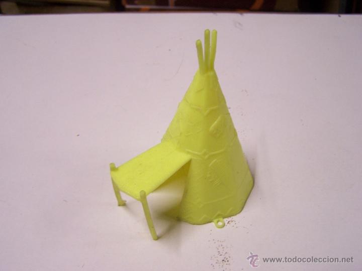 Figuras de goma y PVC: tipi indio, el de la foto - Foto 1