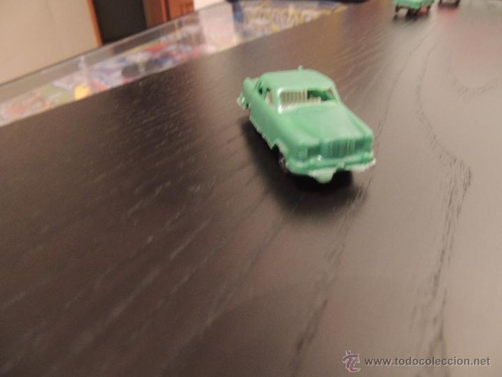 Figuras de goma y PVC: COCHE ZIX............... - Foto 1