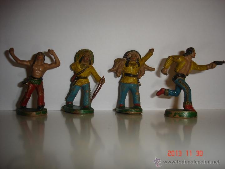 Figuras de goma y PVC: FIGURAS 4 INDIOS DE STARLUX - Foto 1