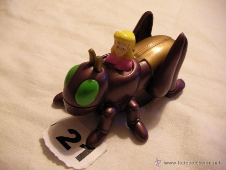 Gummi- und PVC-Figuren: CHICA MONTADA EN SALTAMONTES - ENVIO GRATIS A ESPA&Ntilde;A