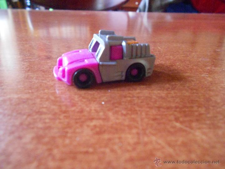 Figuras de Borracha e PVC: FIGURITA PERSONAJE DE KINDER SORPRESA