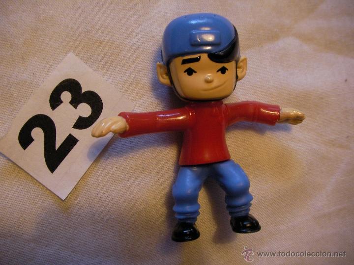 Gummi- und PVC-Figuren: CHICO CON CASCO - ENVIO GRATIS A ESPA&Ntilde;A