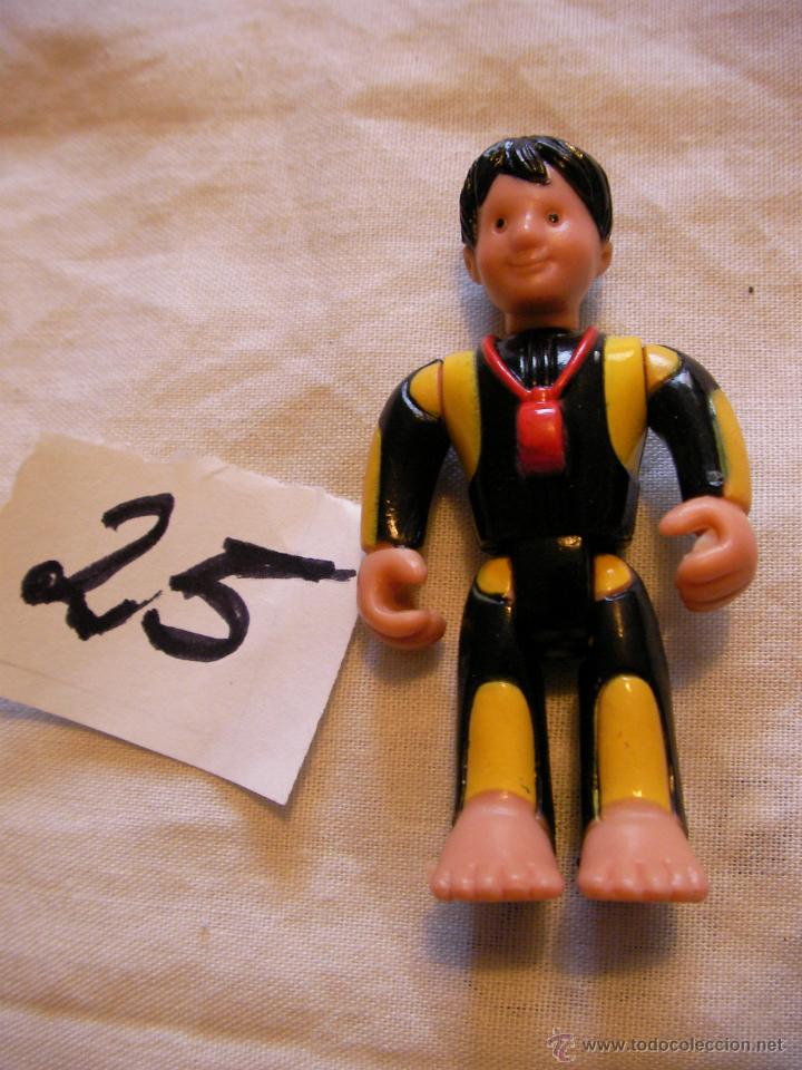 Gummi- und PVC-Figuren: CHICO CON PITO - ENVIO GRATIS A ESPA&Ntilde;A