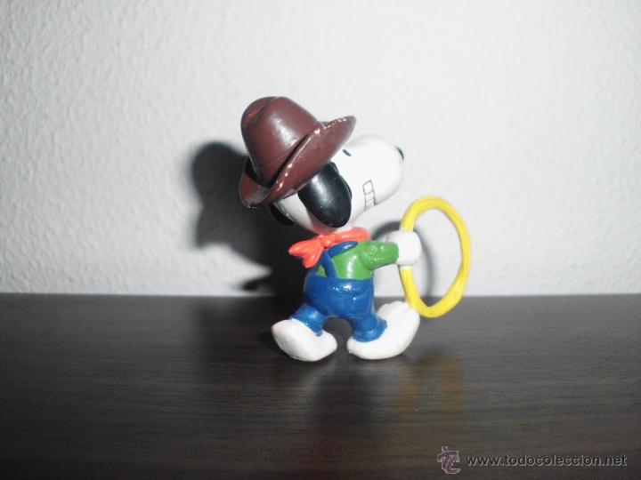 Figuras de goma y PVC: mu&ntilde;eco figura snoopy snopy - Foto 2