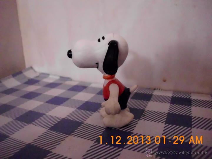 Figuras de goma y PVC: mu&ntilde;eco figura perro snoopy snopy - Foto 3