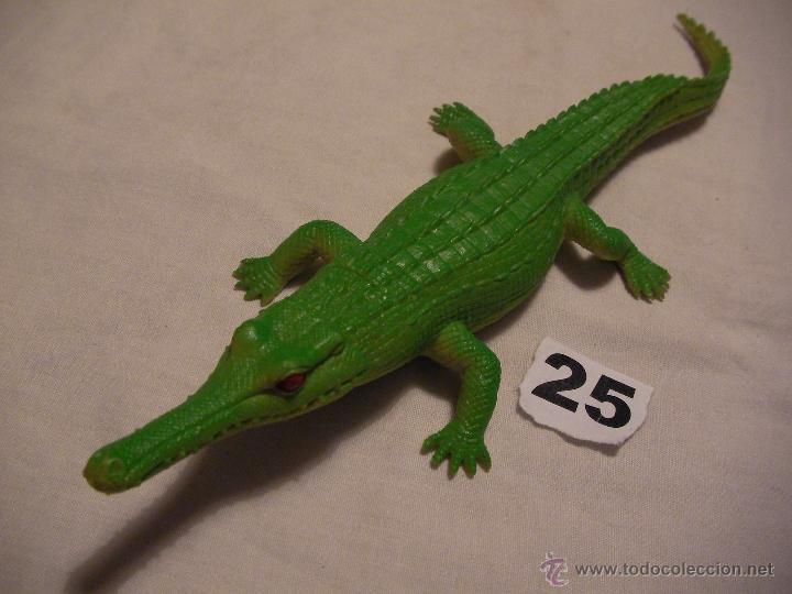 Figuras de goma y PVC: COCODRILO - ENVIO GRATIS A ESPA&Ntilde;A - Foto 1