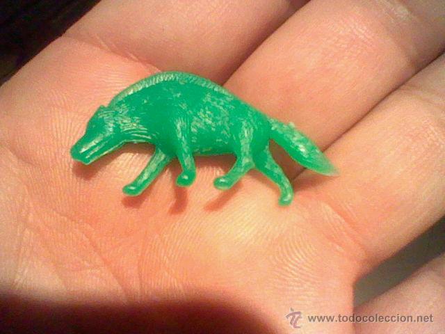 Figuras de goma y PVC: PERSONAJE DUNKIN PREMIUM HIENA VERDE - Foto 1