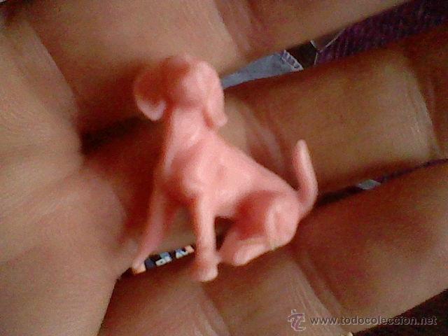Figuras de goma y PVC: perro chicles pastelitos o detergente rosa - Foto 1