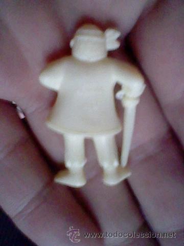 Figuras de goma y PVC: Dunkin plastico El bisco Tito premium detergente - Foto 2