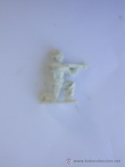 Figuras de goma y PVC: FIGURA PIPERO - Foto 1