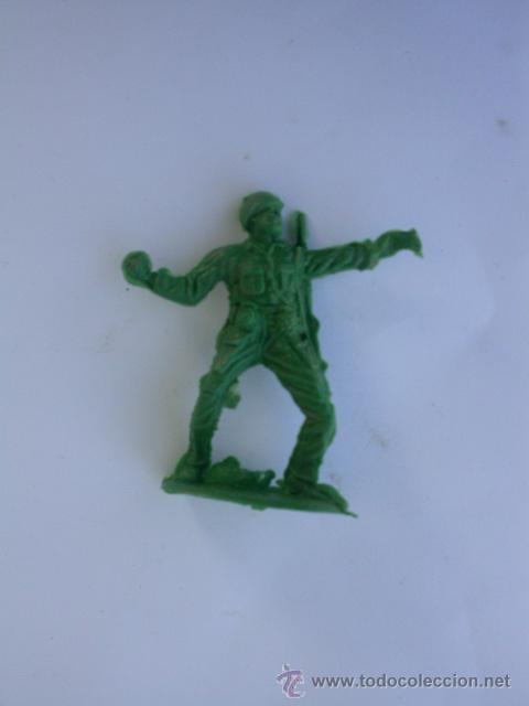 Figuras de goma y PVC: FIGURA PIPERO - Foto 1