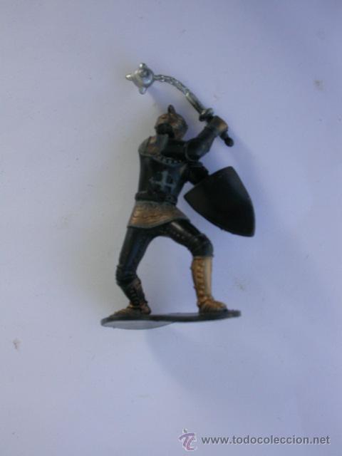 Figuras de goma y PVC: FIGURA PIPERO - Foto 1
