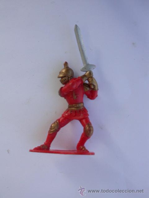 Figuras de goma y PVC: FIGURA PIPERO - Foto 1