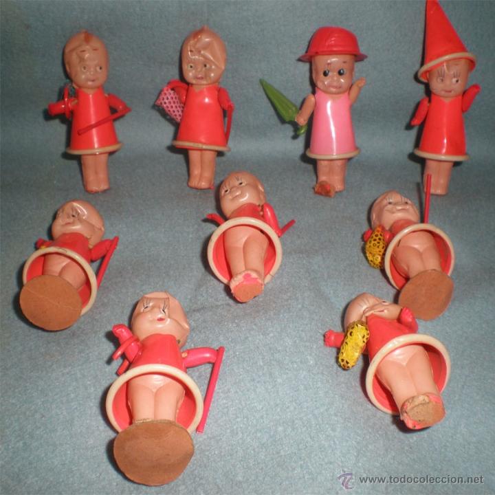 Figuras de goma y PVC: CONJUNTO DE 9 MU&Ntilde;EQUITOS DE PLASTICO CON DIFERENTES COMPLEMENTOS.DE 7 a 9 cm. - Foto 2
