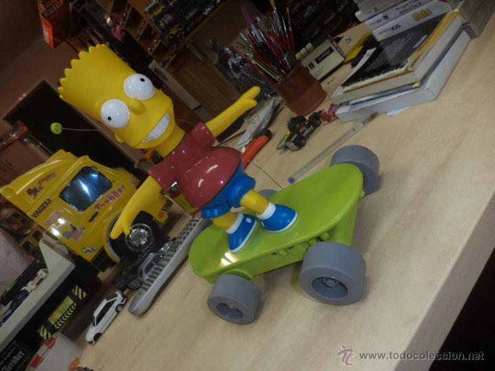 Figuras de goma y PVC: Burt Simpson en Skate /Monopat&iacute;n - Foto 3