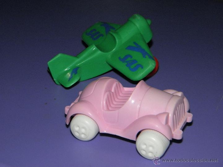 Figuras de goma y PVC: Lote de coche y avi&oacute;n de Vikingplast, Viking Toys Sweden, a&ntilde;os 80 irrompibles
