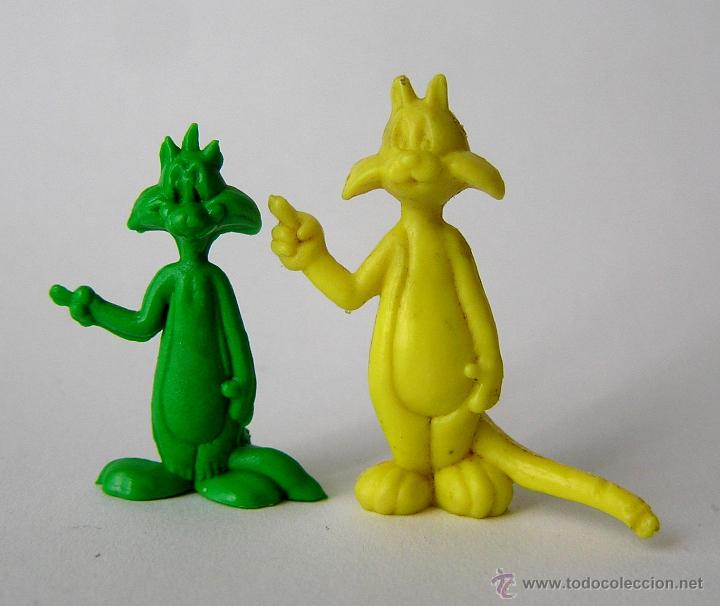 Figuras de goma Kinder: Figuras Dunkin y kinder Warner - Foto 1