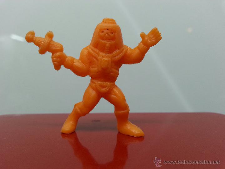 Figuras de goma y PVC: MU&Ntilde;ECO  (HEMAN ,MASTERS DEL UNIVERSO) - Foto 1