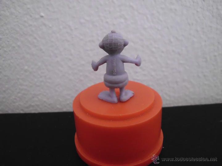 Figuras de goma y PVC: mu&ntilde;eco FIGURA DUNKIN asterix - Foto 2