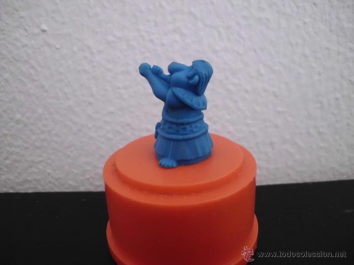 Figuras de goma y PVC: mu&ntilde;eco FIGURA DUNKIN asterix - Foto 2