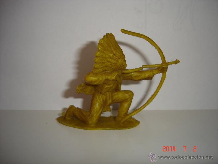 Figuras de goma y PVC: FIGURA DE INDIO COMANSI - Foto 1