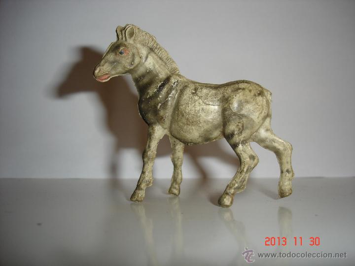 Figuras de goma y PVC: FIGURA DE PL&Aacute;STICO DE CEBRA DE PECH - Foto 1