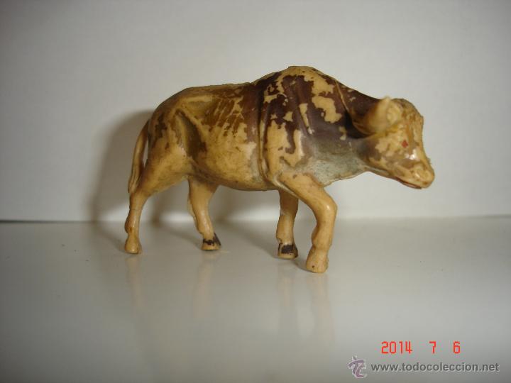 Figuras de goma y PVC: FIGURA DE PL&Aacute;STICO DE BUEY, PECH - Foto 1