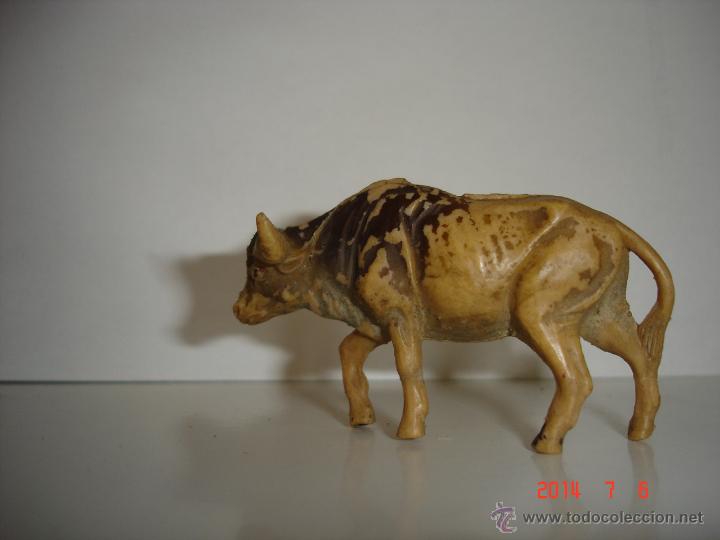 Figuras de goma y PVC: FIGURA DE PL&Aacute;STICO DE BUEY, PECH - Foto 2