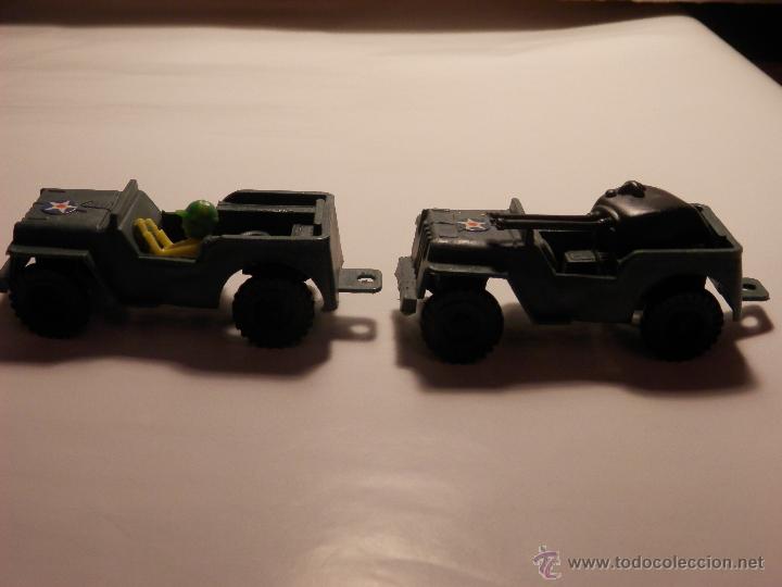 Figuras de goma y PVC: coches de plastico - Foto 2