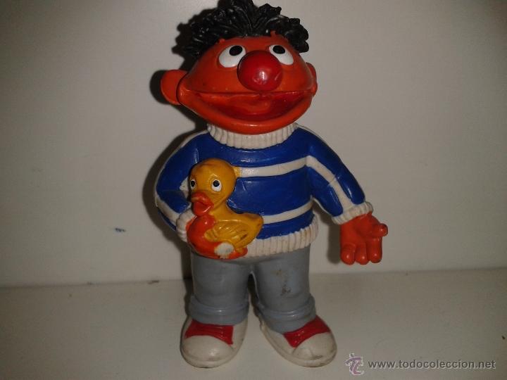 Figuras de goma y PVC: EPI - Foto 1